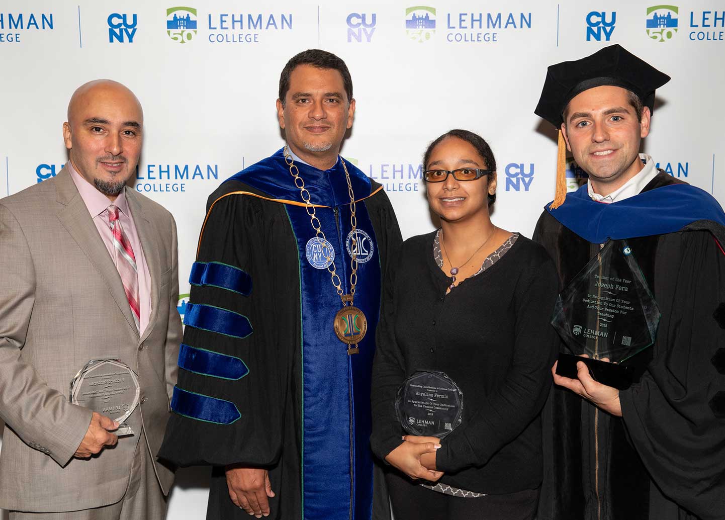 Photo of Lehman College President José Luis Cruz delivering the Lehman College Convocaton