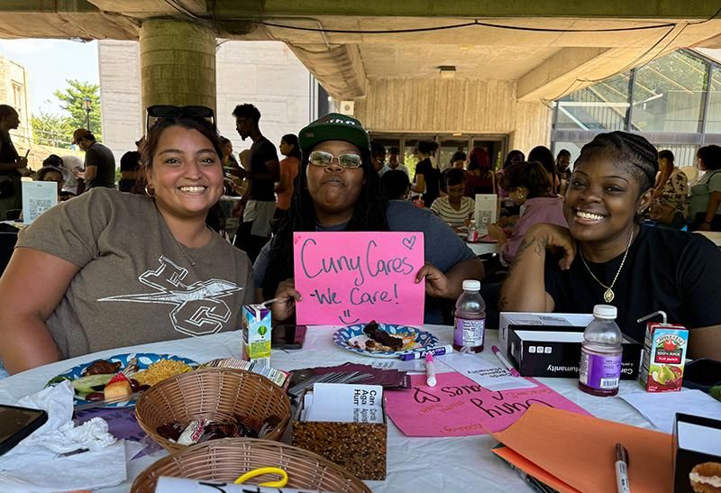 The CUNY Cares team enjoys the Office of Campus Honors and Scholarly Engagement’s Welcome Back BBQ on the quad