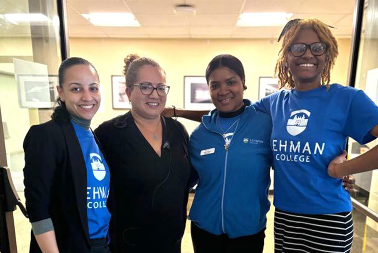 Friendly faces greeted prospective students at Lehman's fall Undergraduate Open House! ﻿(Photo by Mildred Perez)