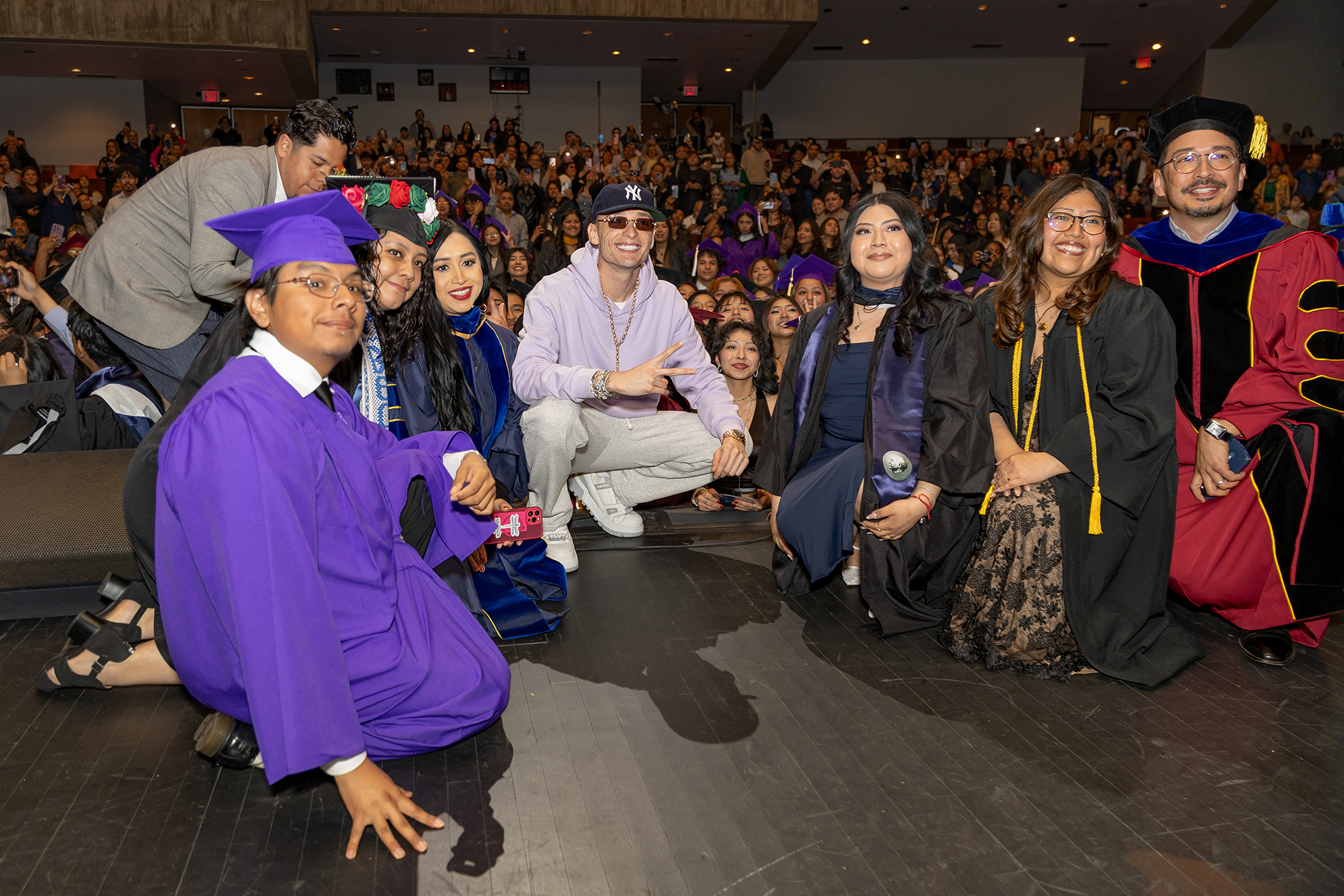 Who&rsquo;s the Godfather? Peso Pluma Takes the Stage as Padrino de Graduaci&oacute;n at CUNY&rsquo;s First Mexican-American Graduation