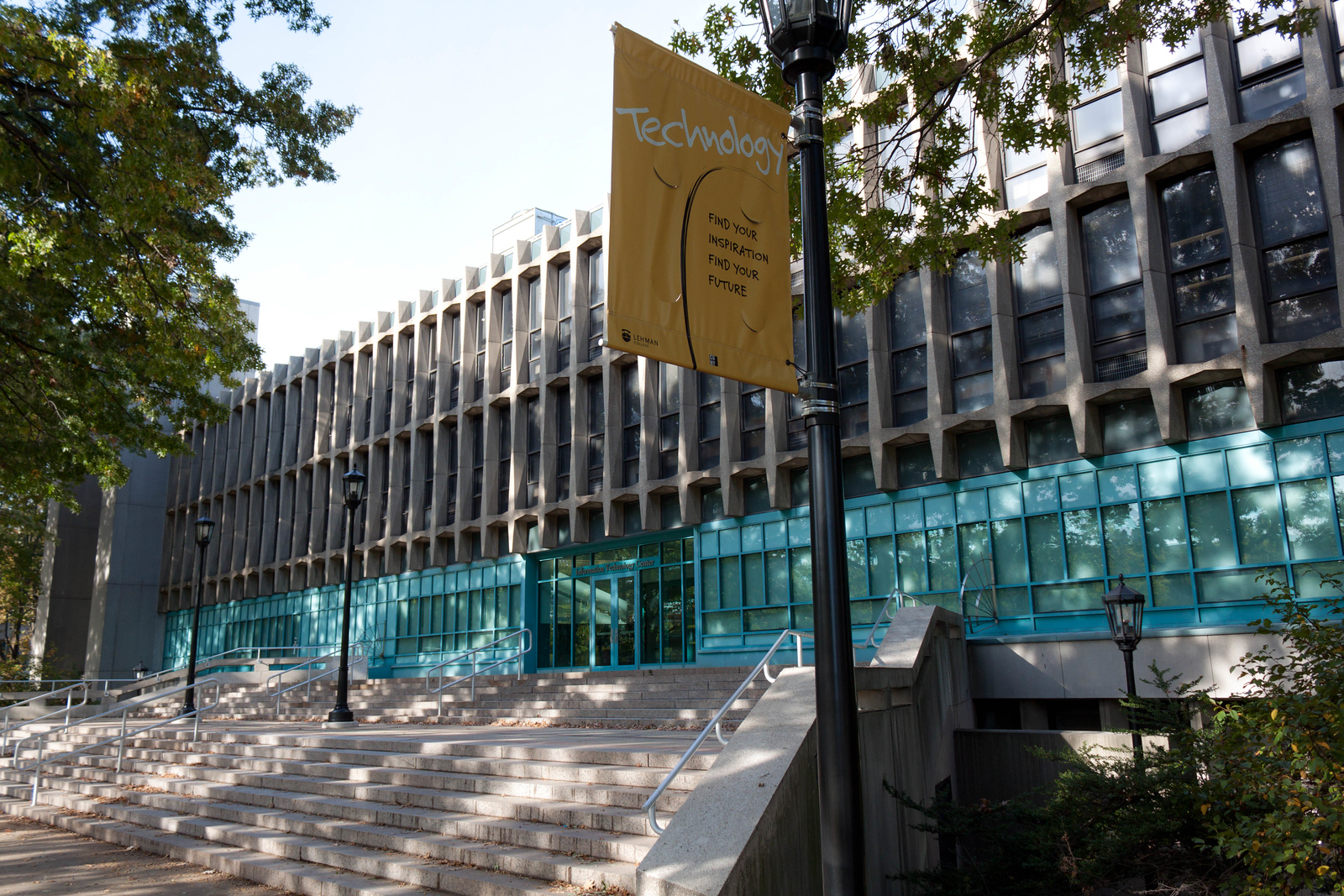 Computer lab located at Carman Hall