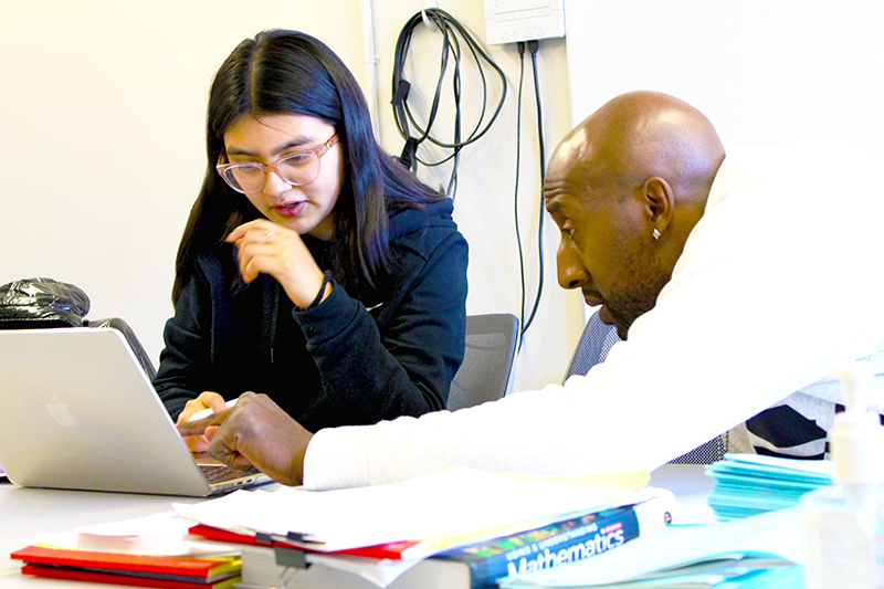 SEEK Scholar Success Center Photo