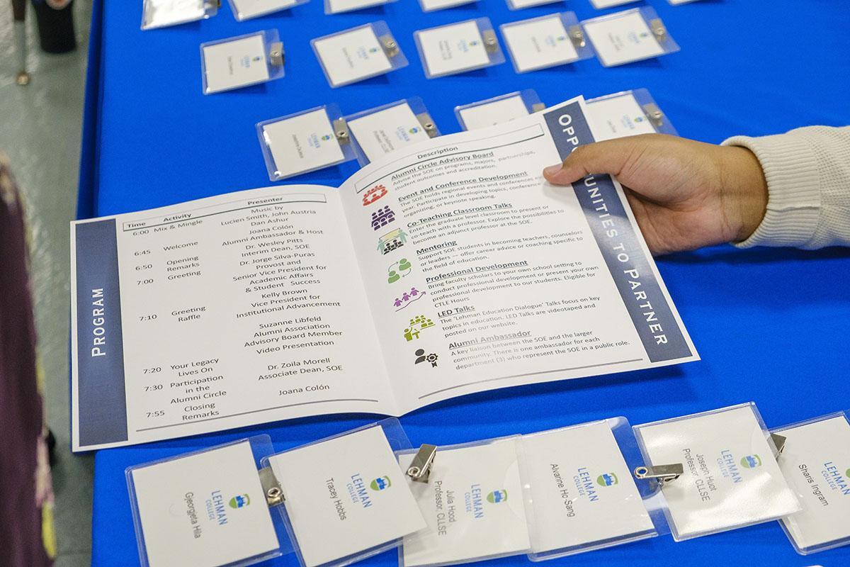 Alumni Circle Get Involved Tile