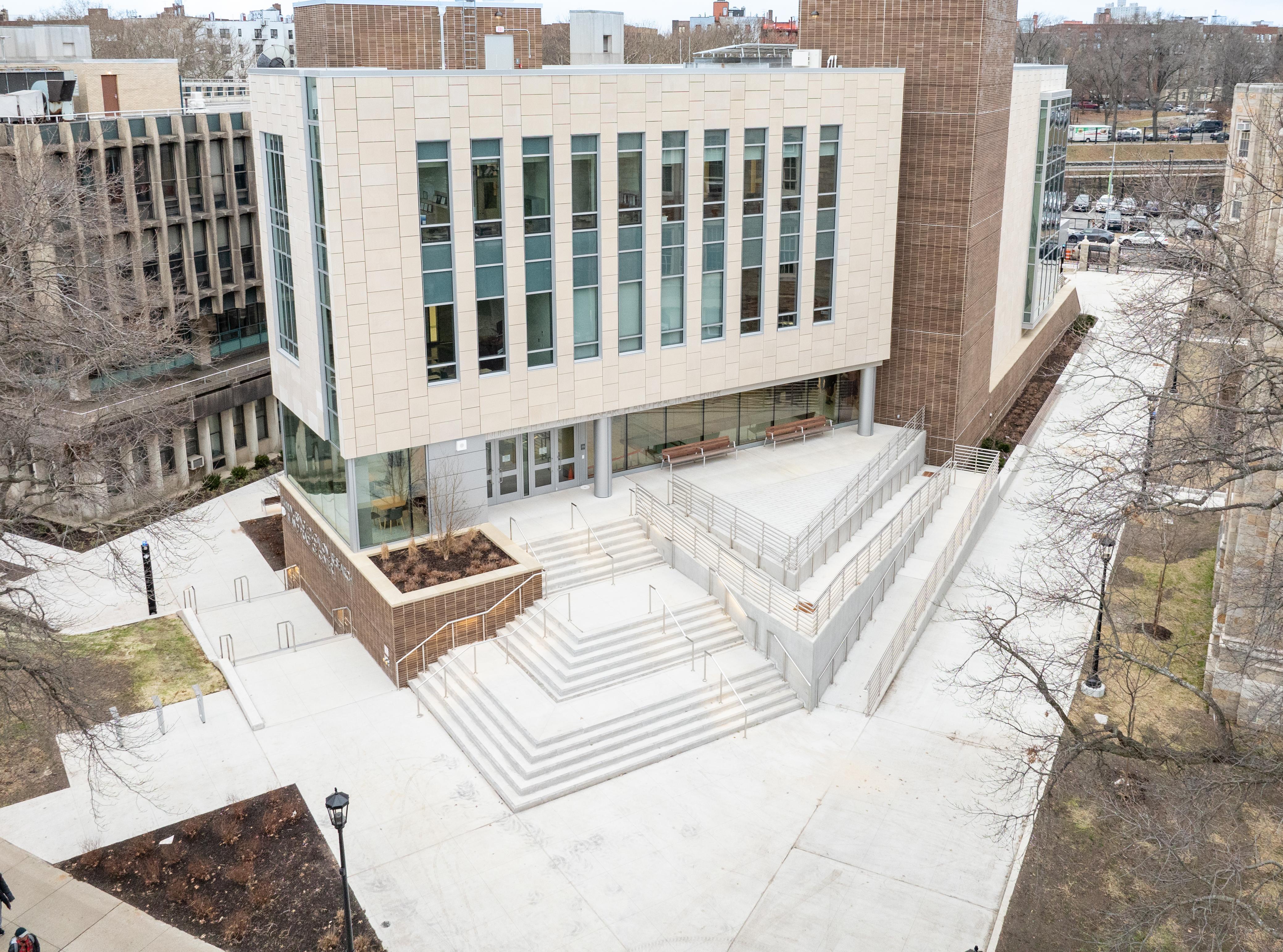 Photo of new Nursing Building
